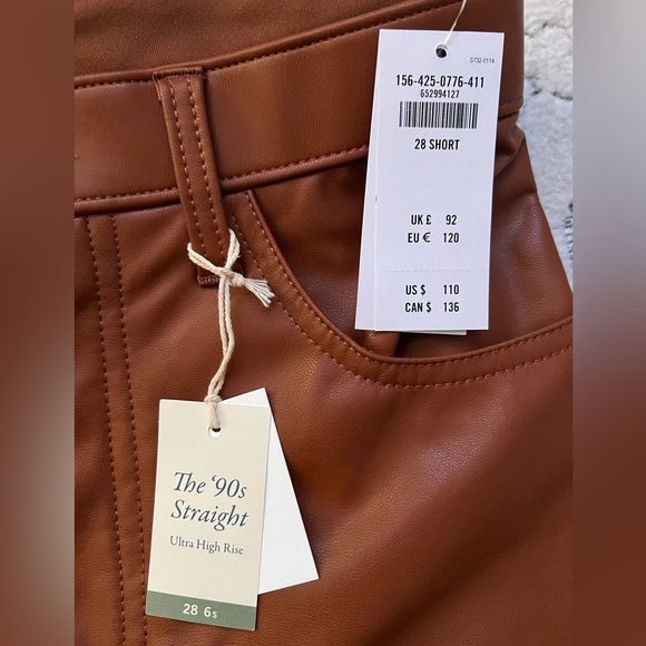 Abercrombie & Fitch - Women’s Vegan Leather 90s Straight Ultra High Rise Pants - Picture 2 of 5